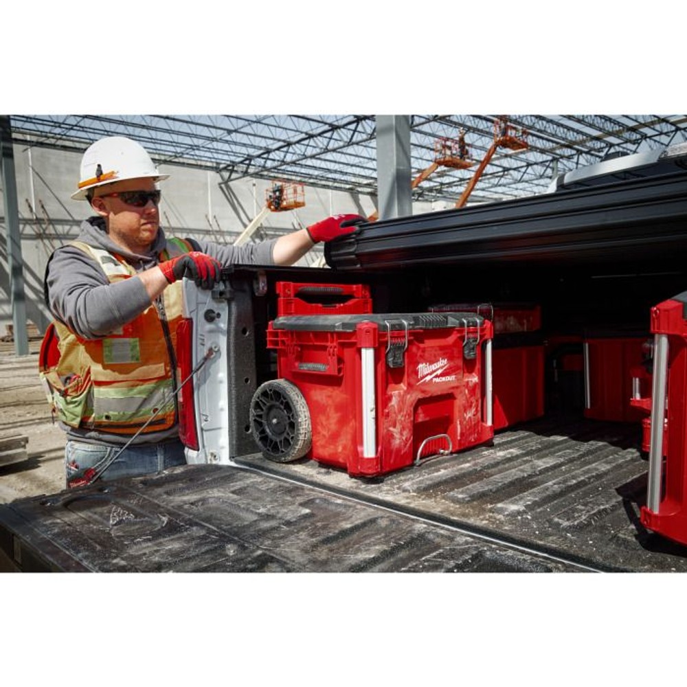 milwaukee PACKOUT キャリー式ツールボックス, 赤, 幅56.1&times;奥行47.2&times;高さ49.5cm