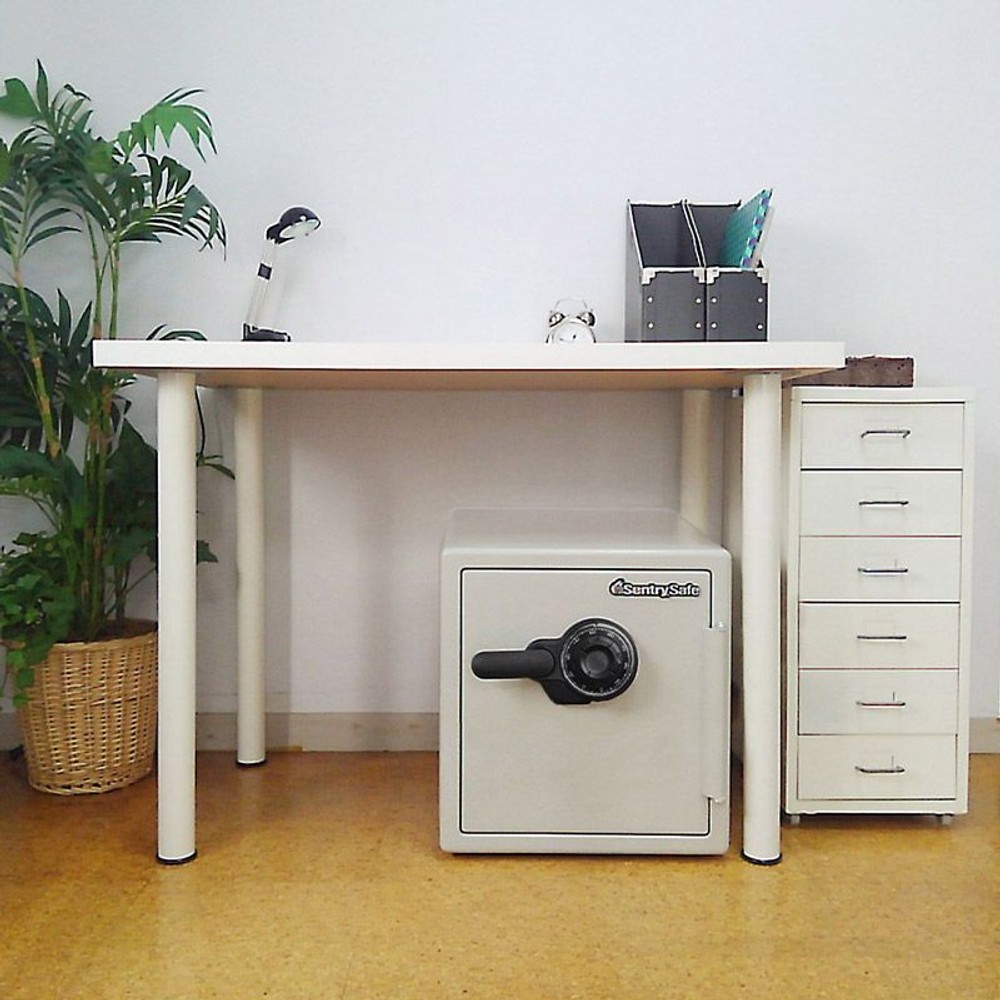 【開梱・設置費込】セントリー耐火金庫  JF123CT ダイヤル式 1時間耐火 33.6L【メーカー直送・代引不可】, ホワイト, 33.6L