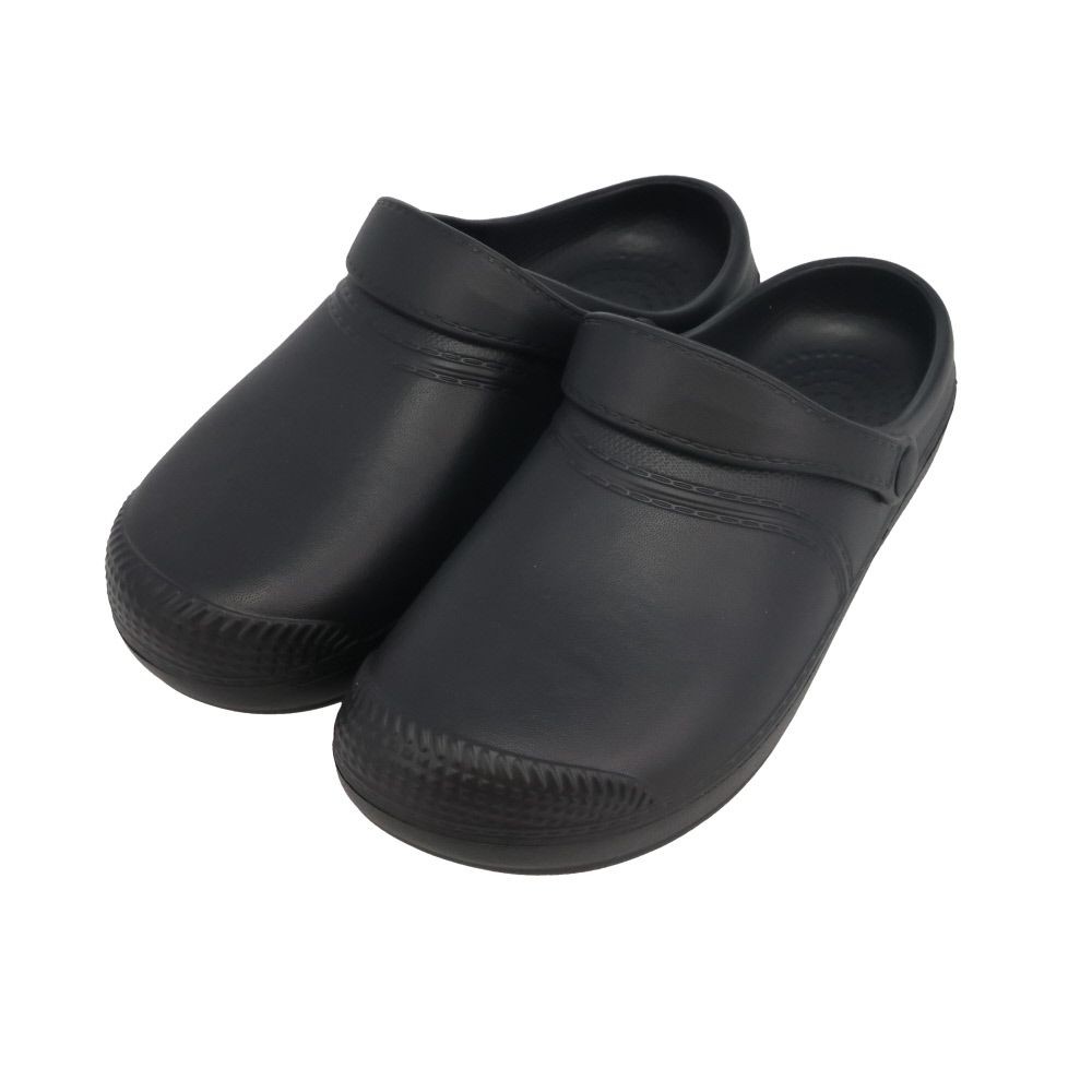 滑りにくいサンダル　黒