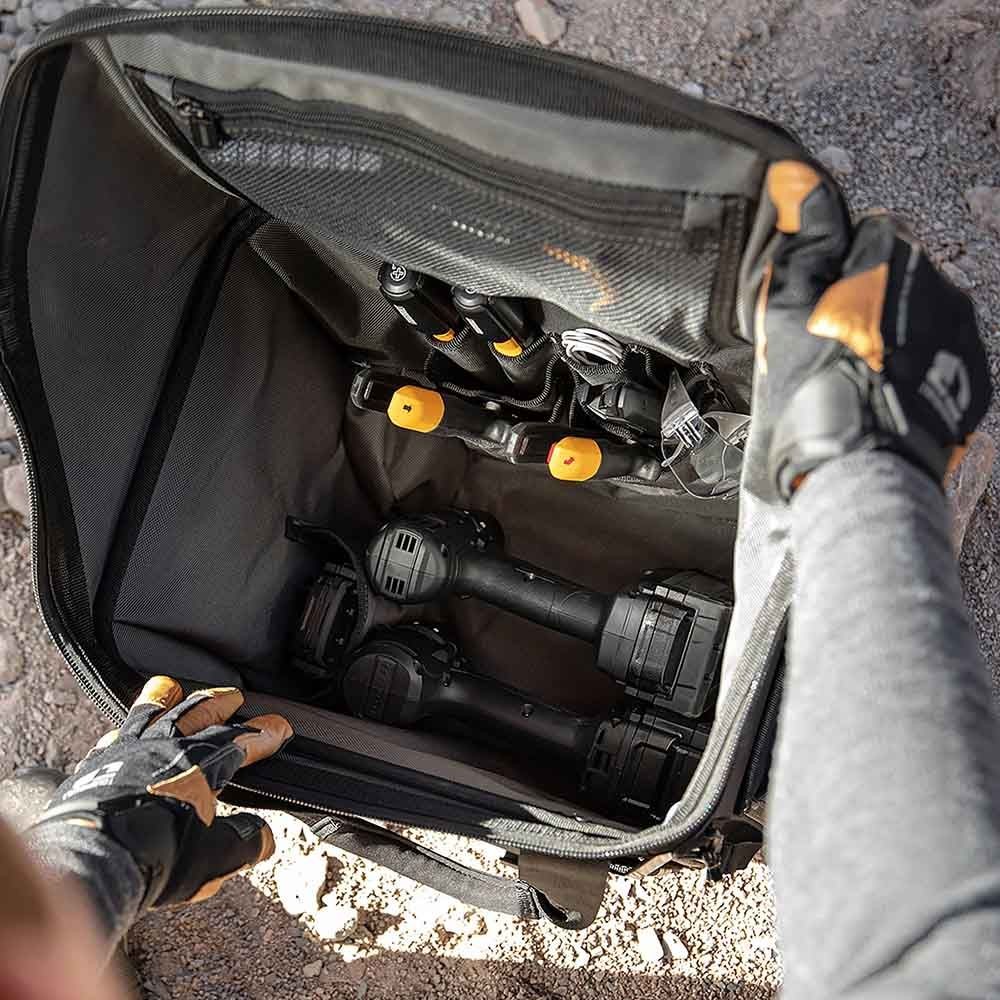 TOUGHBUILT（タフビルト）　Massive Mouth　ツールバッグ　14インチ　TB-CT-61-14, 黒, TB-CT-61-14