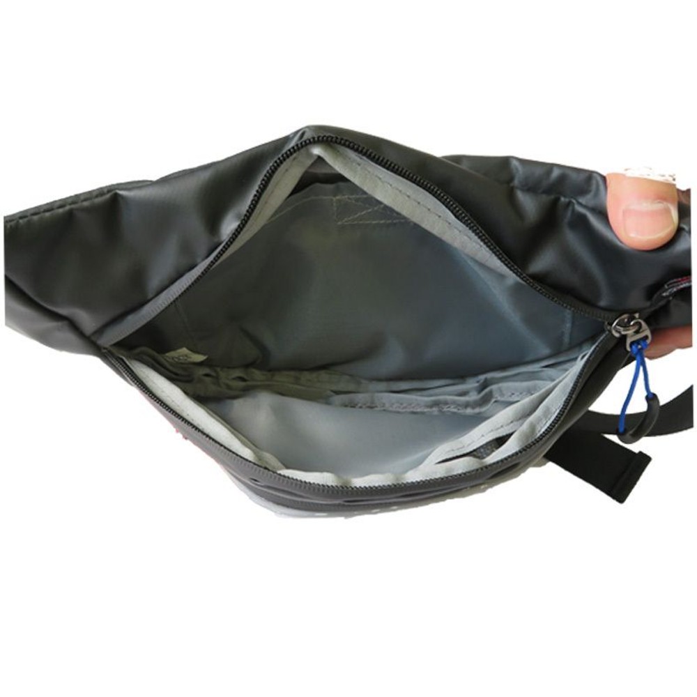 防水生地を使ったウエストバッグ　Ｔ04, ブラック, 約3.0Ｌ