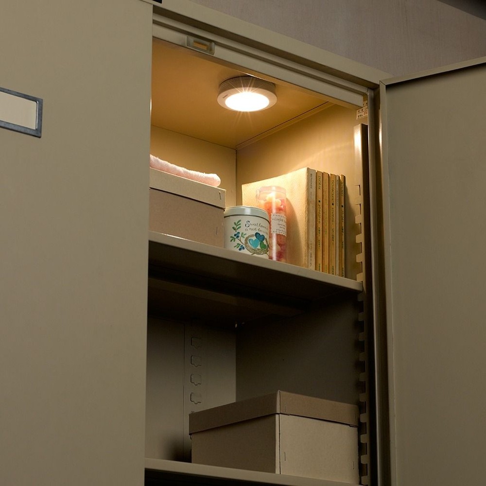 ヤザワ　タイマー付きミニポンライト　ＮＢＳＷＮ17ＷＨ, ホワイト, 白色LED&times;3灯