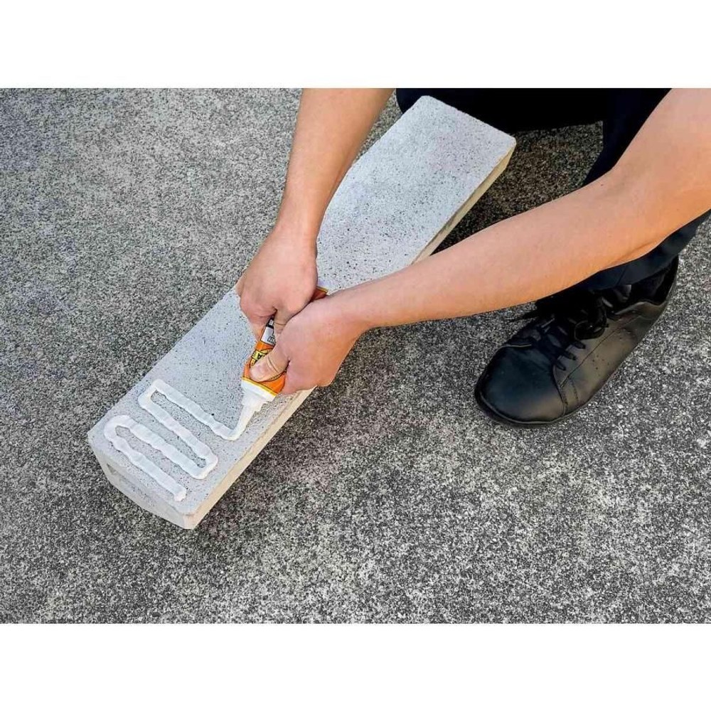 KURE 呉工業 ゴリラ　強力多用途ペースト接着剤, ホワイト, 73ml