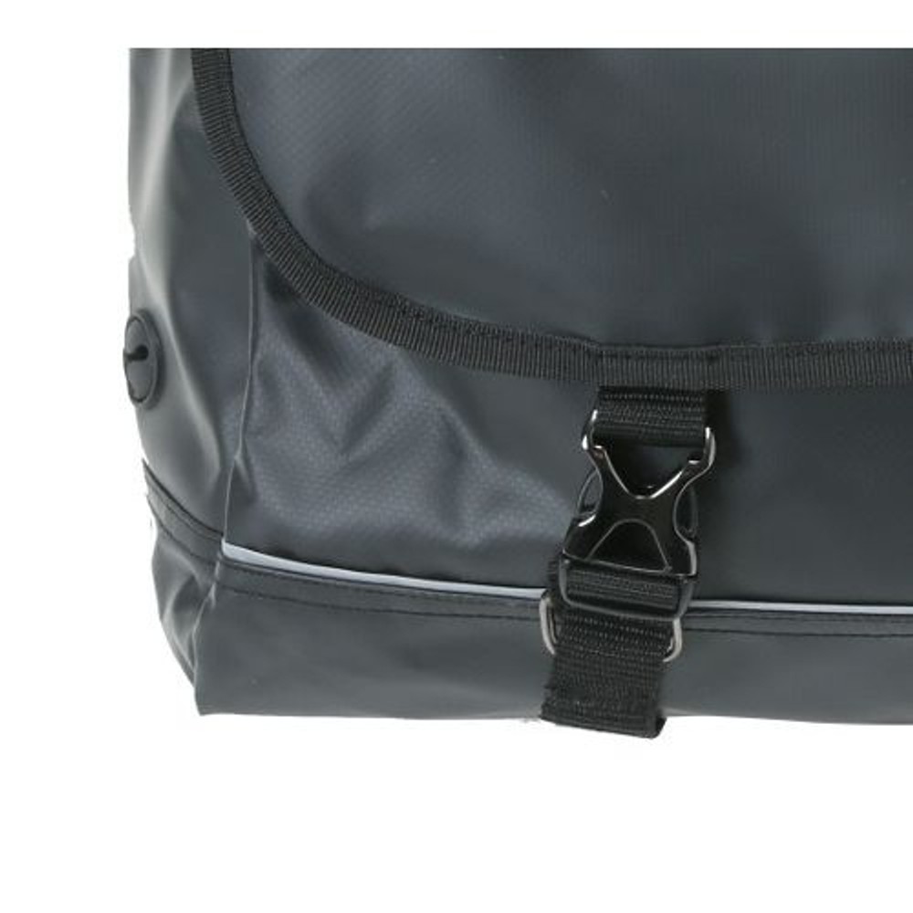 防水生地を使ったメッセンジャーバッグ　Ｔ11, ブラック, 約16L