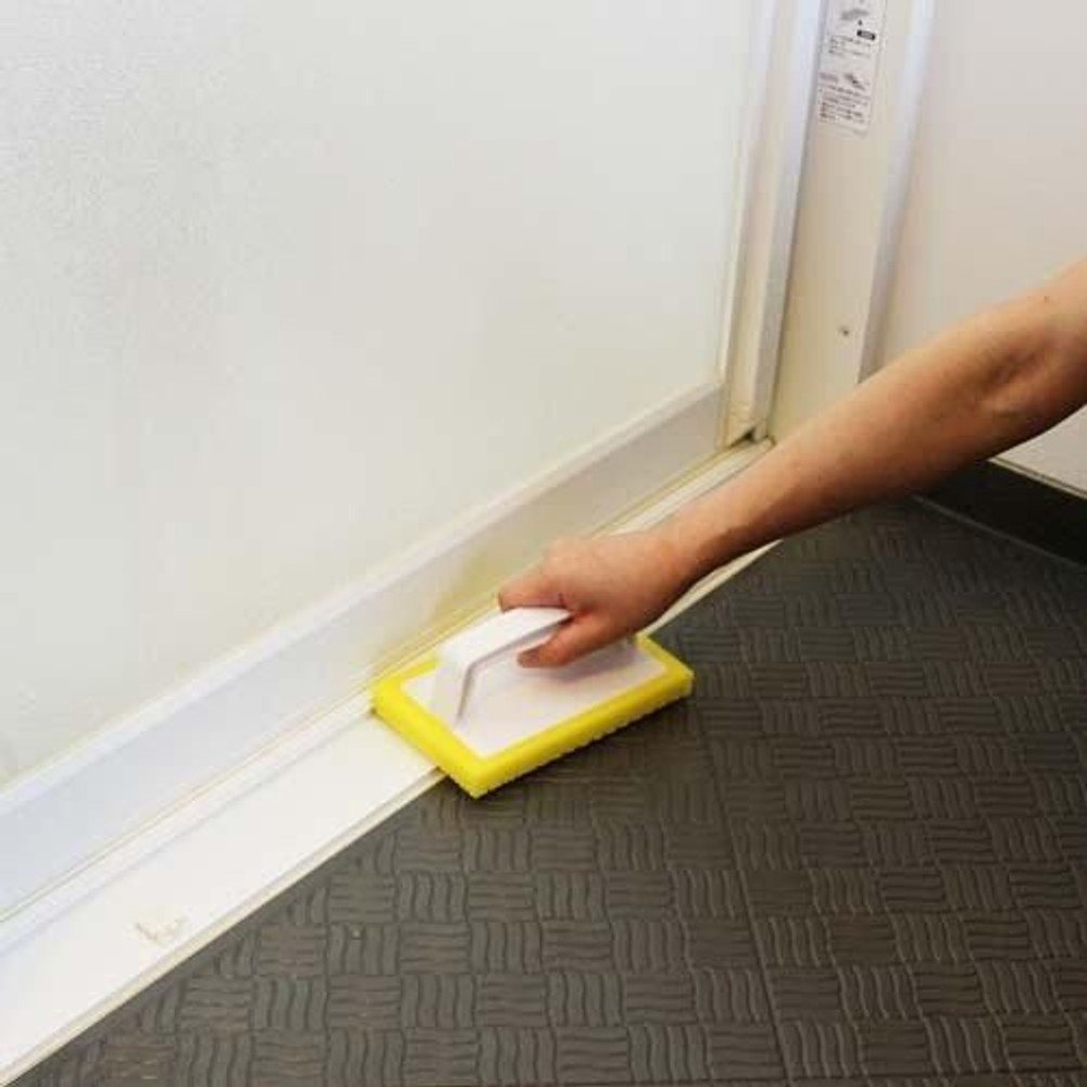 アズマ　お風呂床用 ブラシスポG 凸凹した床用 ハンドルタイプ BT751, イエロー, 約10×16.5×高さ7cm