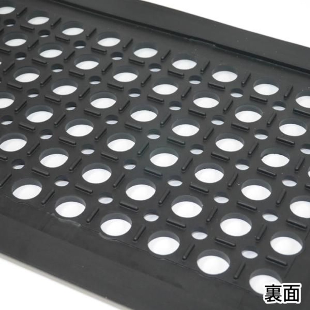 スベリ止め穴あきゴムマット約295ｘ900ｘ12ミリ, ブラック, 幅900&times;奥行295&times;高さ12mm