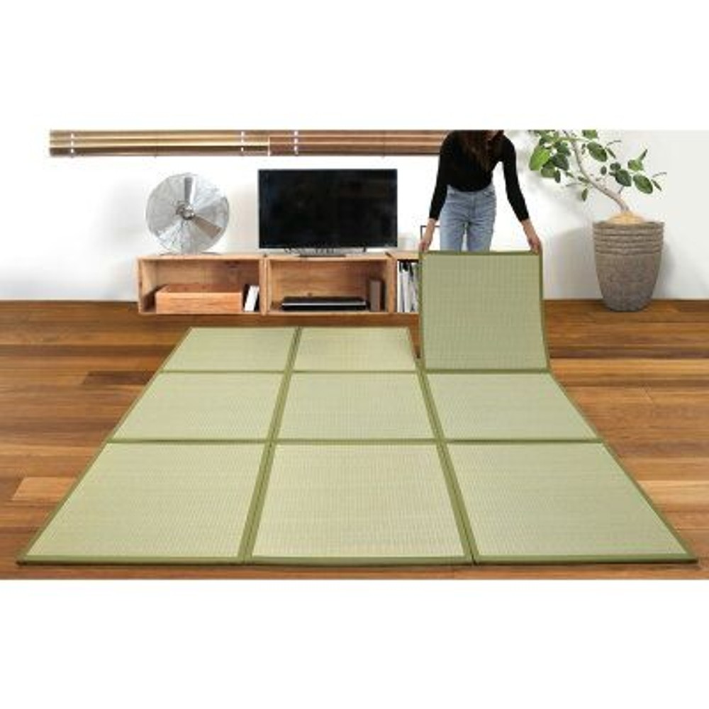 日本製三つ折り畳, ナチュラル, い草