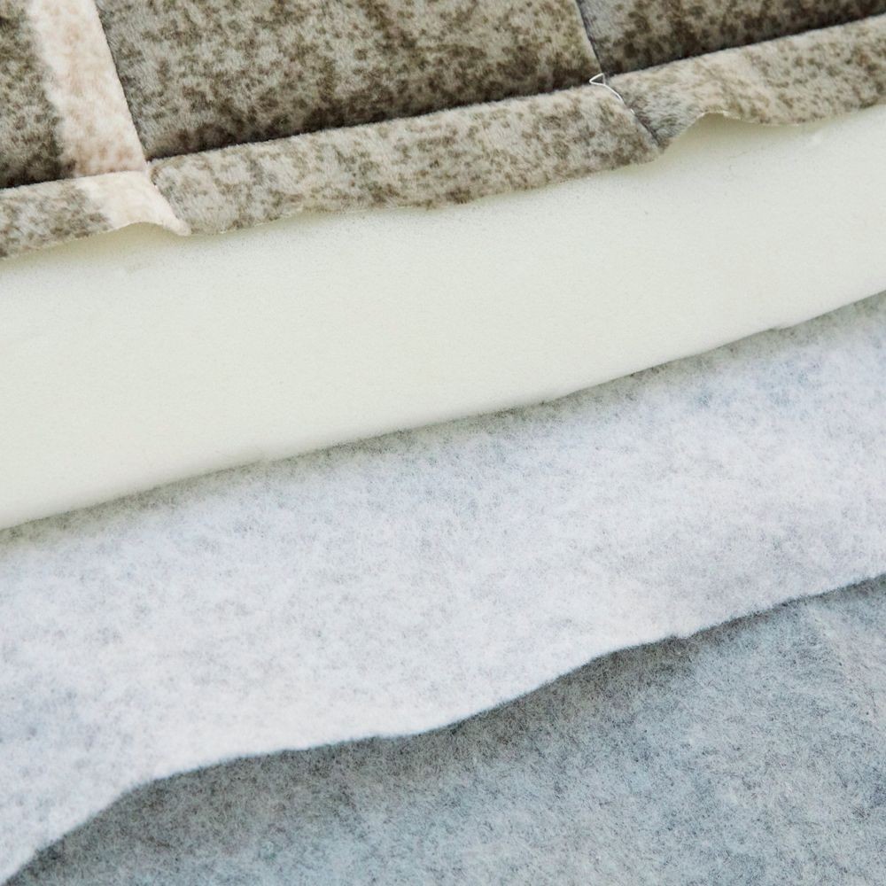 WIZ'A　ウィザ　ダニの増殖を抑制するラグ　２２０Ｘ２２０　ＧＹ　２５幾何, グレー, 220&times;220cm